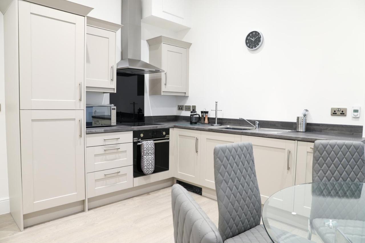 16 Queen Avenue Collection By Happy Days Liverpool Exterior foto